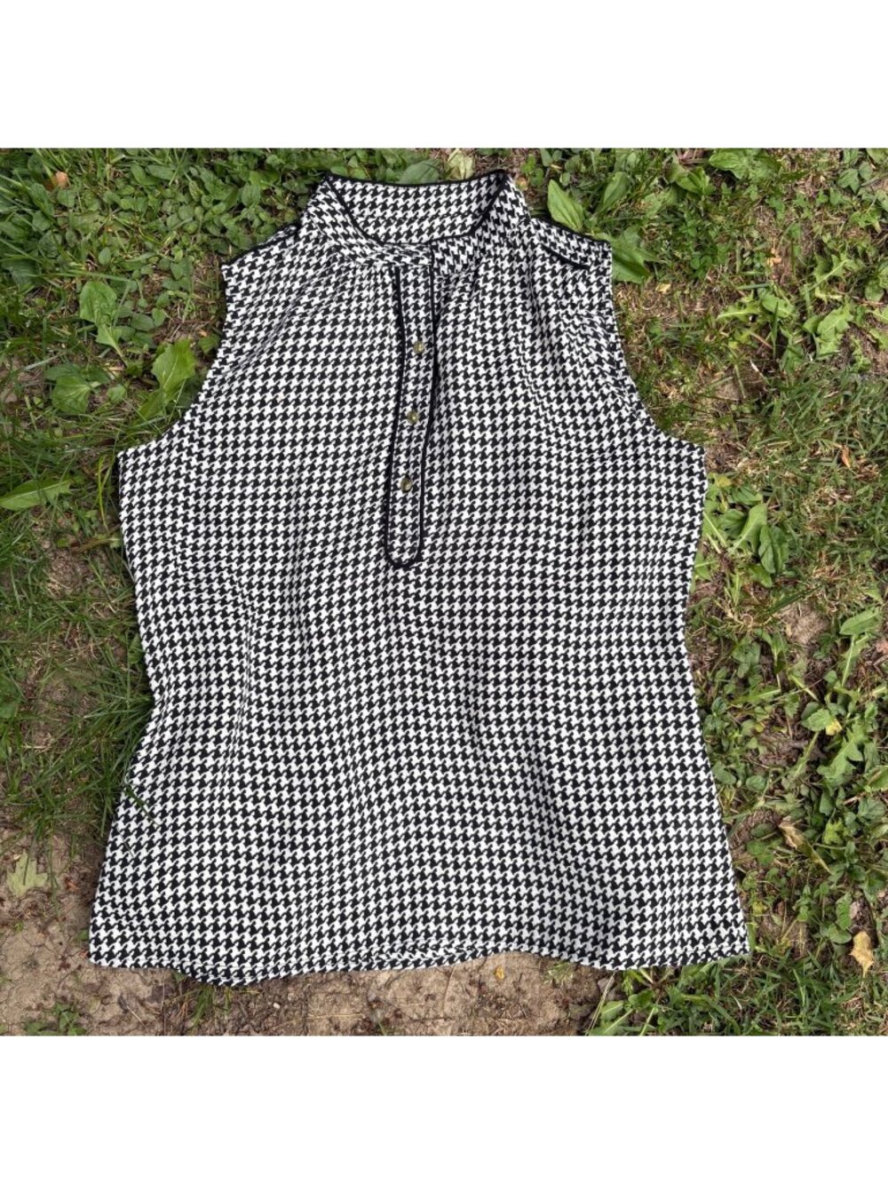 Banana Republic Houndstooth Sleeveless Blouse 8P Petite‎ Black & White Polyester